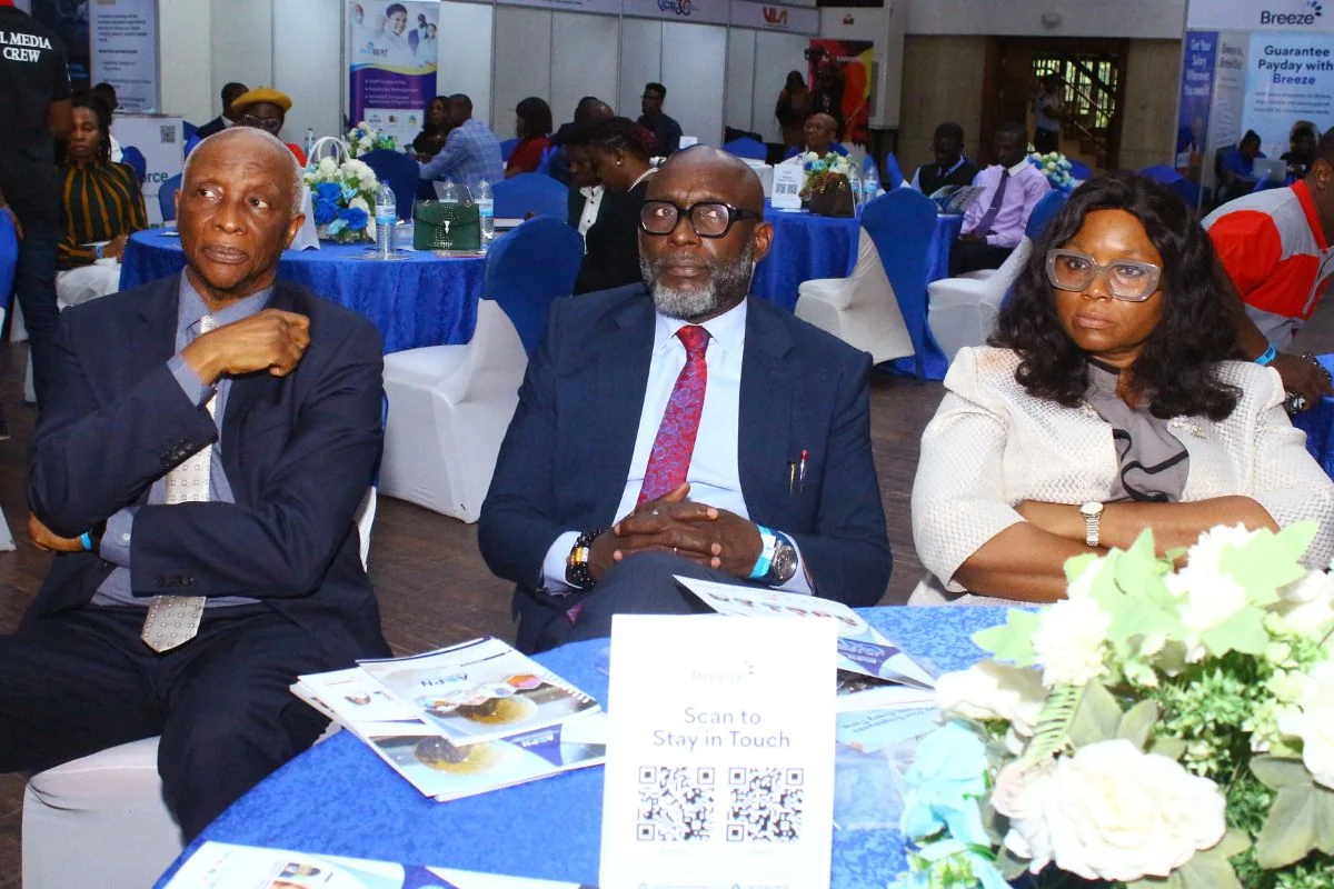 Guests seated at an Outsourcing Expo 2024 table